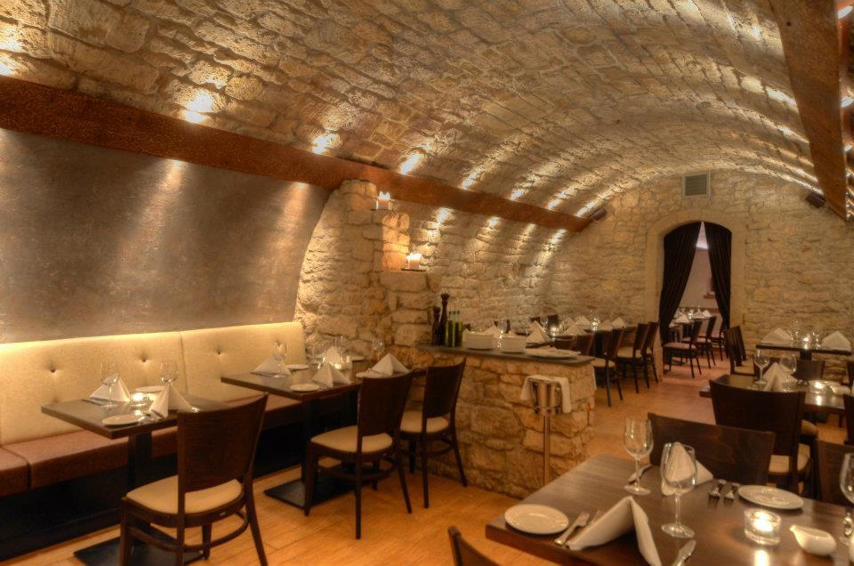 Sotto Sotto: Award-Winning Italian Restaurant In Bath | DesignMyNight