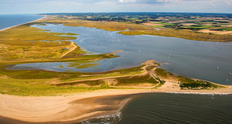 Blakeney Norfolk On The Beach Holidays | DesignMyNight