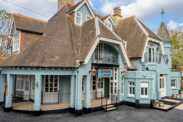 Brewhouse Kitchen Affordable Beers Dinner In Worthing DesignMyNight Worthing Front 620x413 Optimised