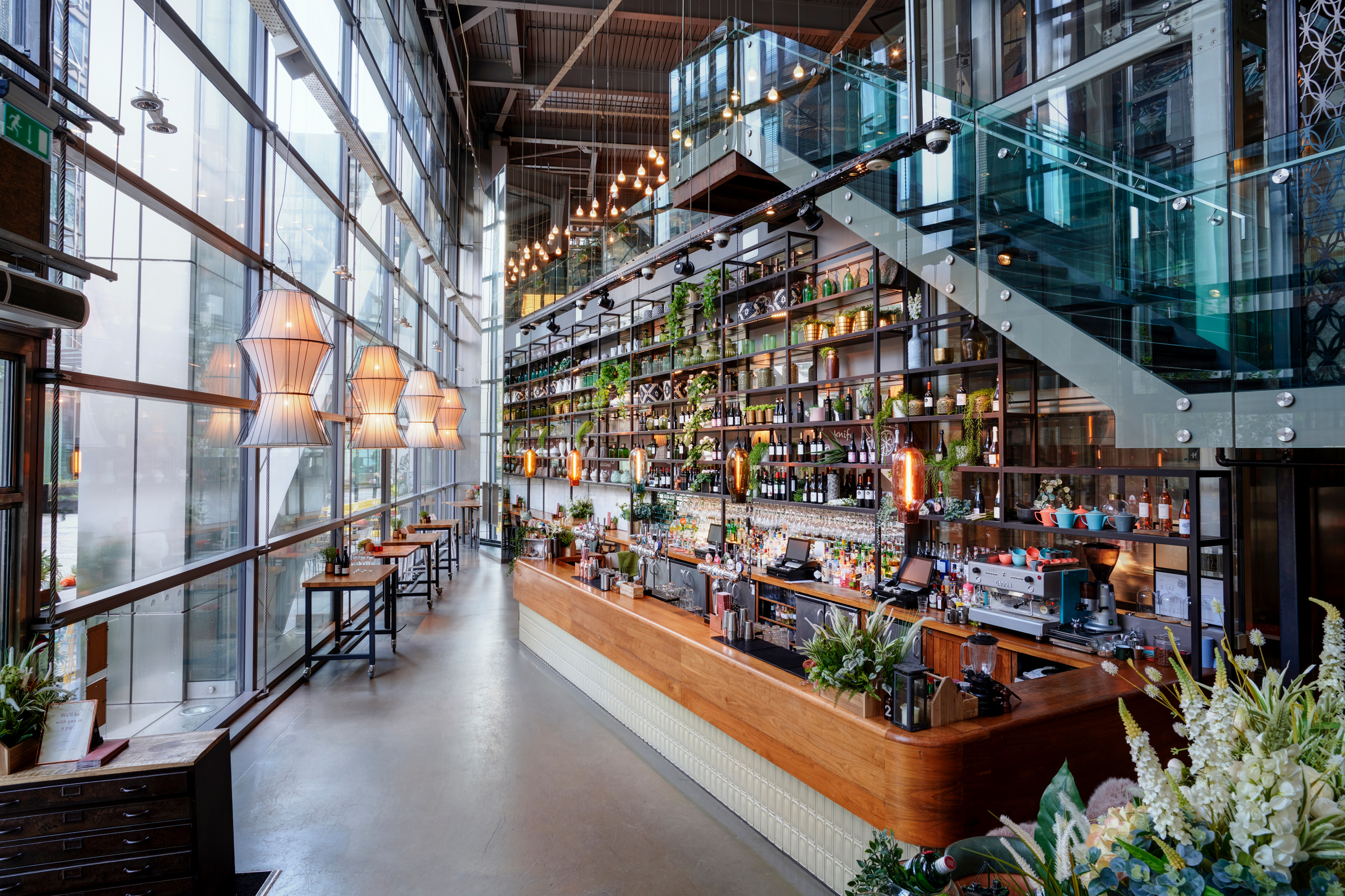 90s & 00s Bottomless Brunch