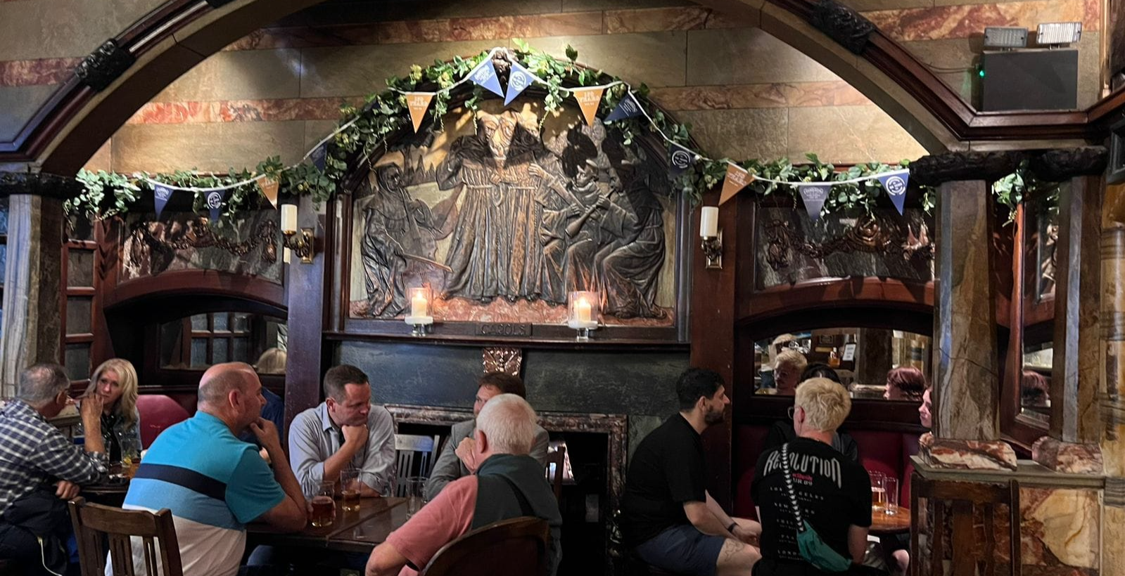 Historic London Pub Tour