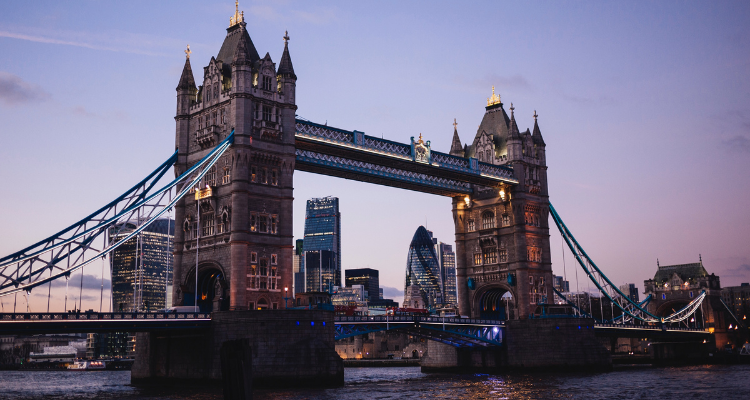 Tower Bridge London Iconic Places | DesignMyNight 