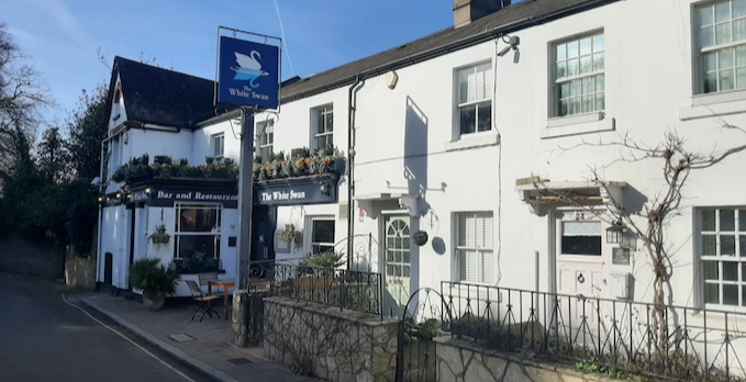 A Ted Lasso Historical Pub Tour of Richmond