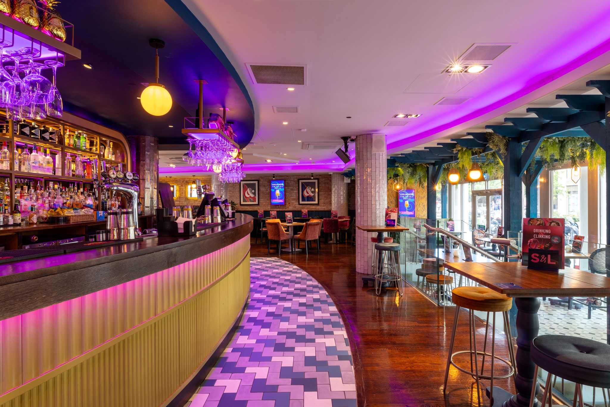 Slug and Lettuce Waterloo photo 3