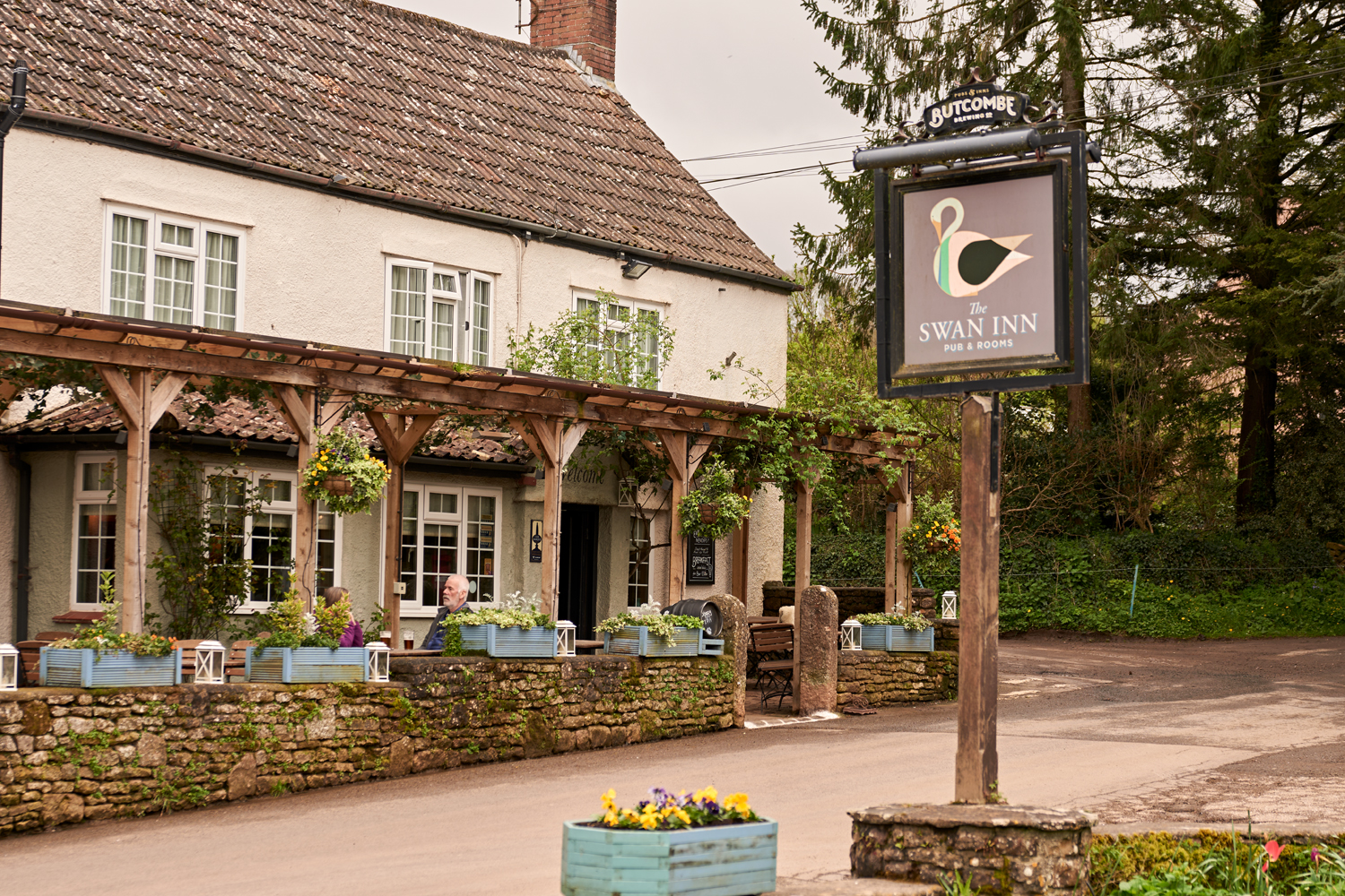 希少リリパットレーン社 スワン・インSwan Inn ミニチュア - INN 