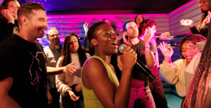 FREE FLOWING KARAOKE BRUNCH SOHO - 2026