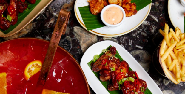 Black Friday - A Table for Four