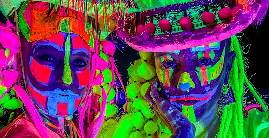 SATURDAY NIGHT | NEON NAKED STRIP KARAOKE! | THE FOUR THIEVES | CLAPHAM