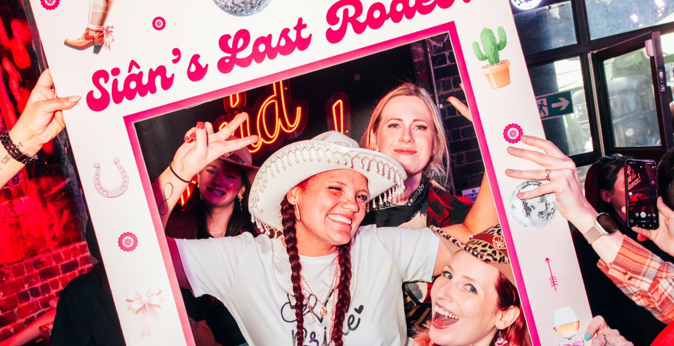 Coyote Ugly Edinburgh - Hen Packages