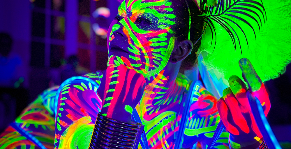 THURSDAY | NEON NAKED LIFE DRAWING | THREE COLTS | BETHNAL GREEN