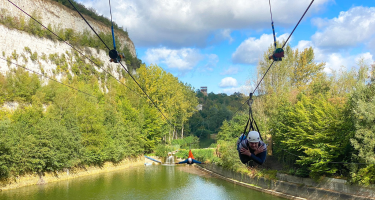 The Longest Zipline In The UK At Hangloose Adventure Bluewater.