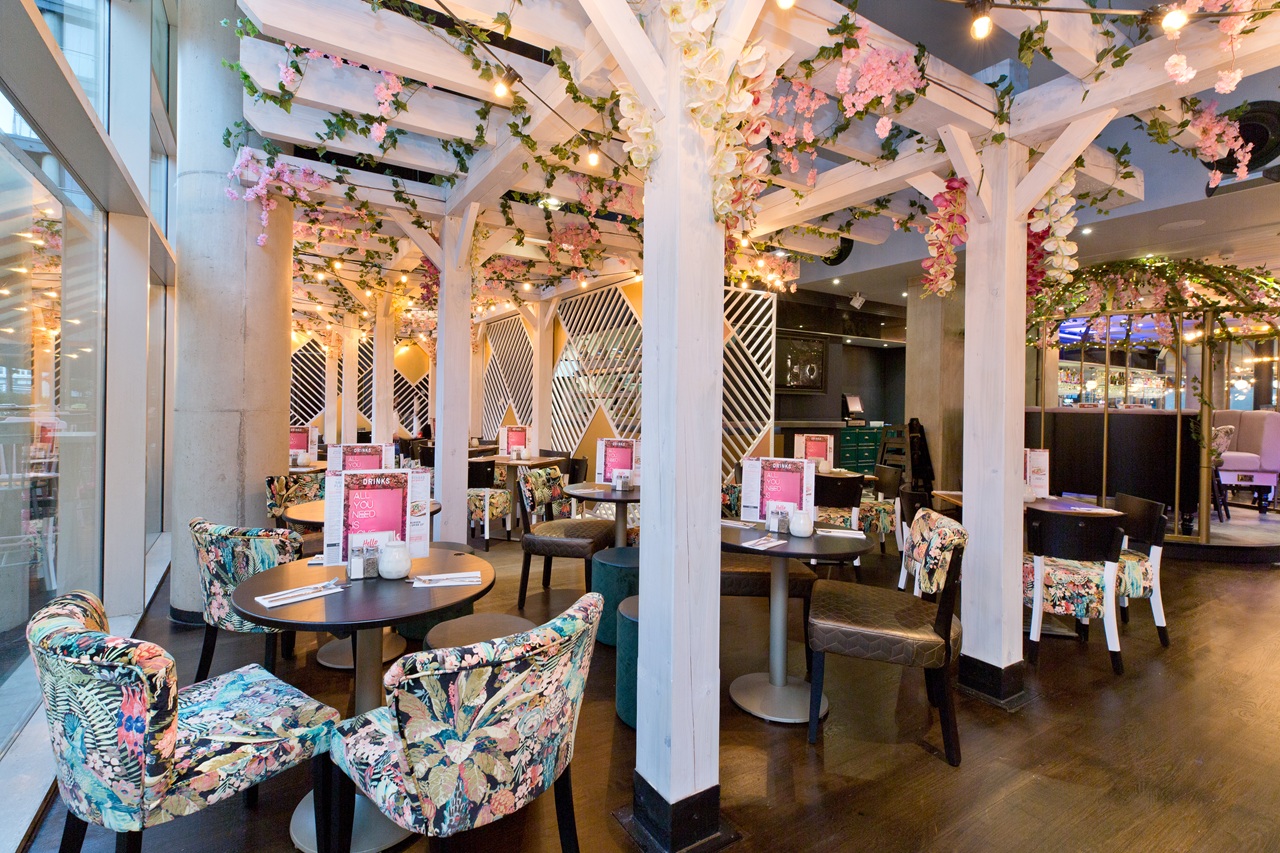 Slug and Lettuce Spinningfields photo 3