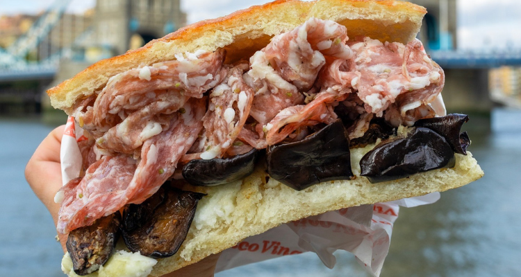 All’Antico Vinaio and the London Bridge.