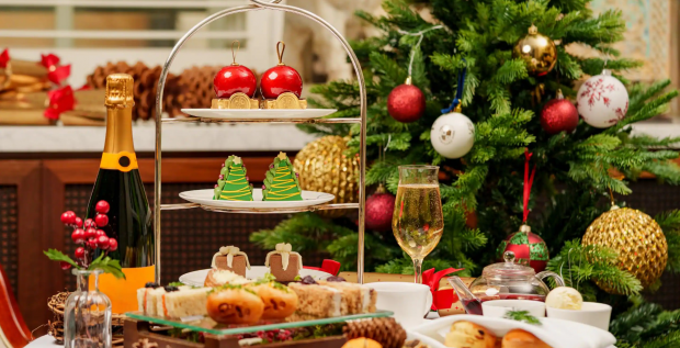 Luxury Afternoon Tea and London Twinkling Lights