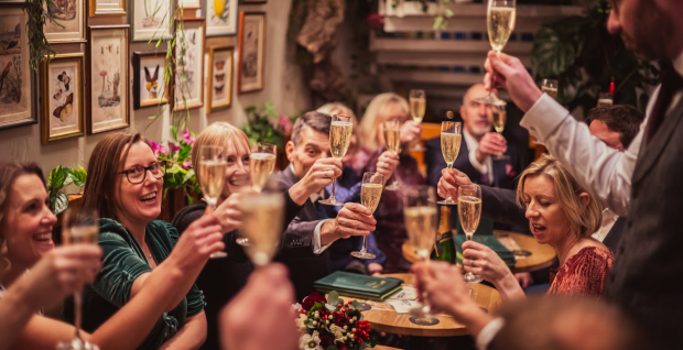 New Year's Eve Botanical Tavern Knees-Up
