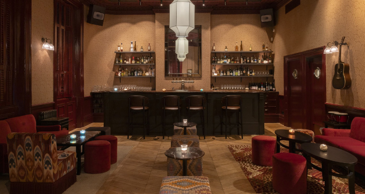 The Good Oak interiors. 