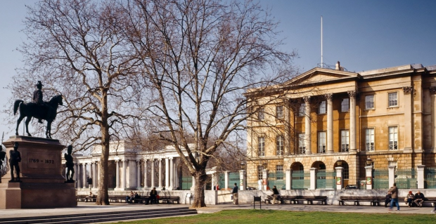 London Walking Tour - Hyde Park & Lunch