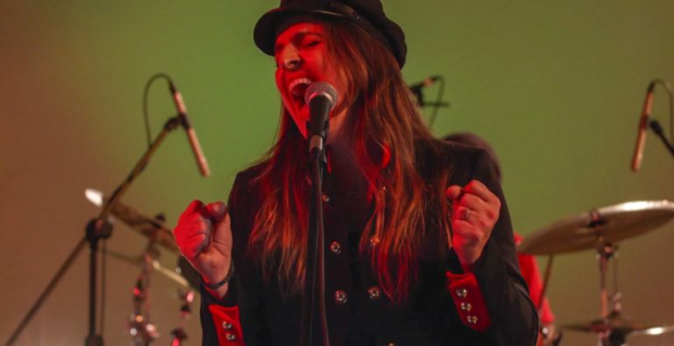 Live music with Ama Lima