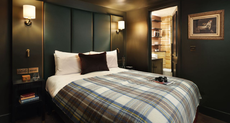 Club Flat at The Other House.