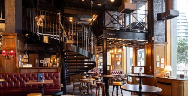 SINTILLATE Bottomless Party Brunch at Old Street Tavern