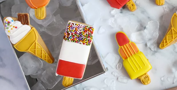 SCHOOL OF ICING NOTTING HILL- ICE LOLLIES 11:30-13:30