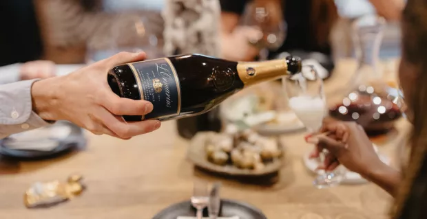 Cap Classique Versus The World
