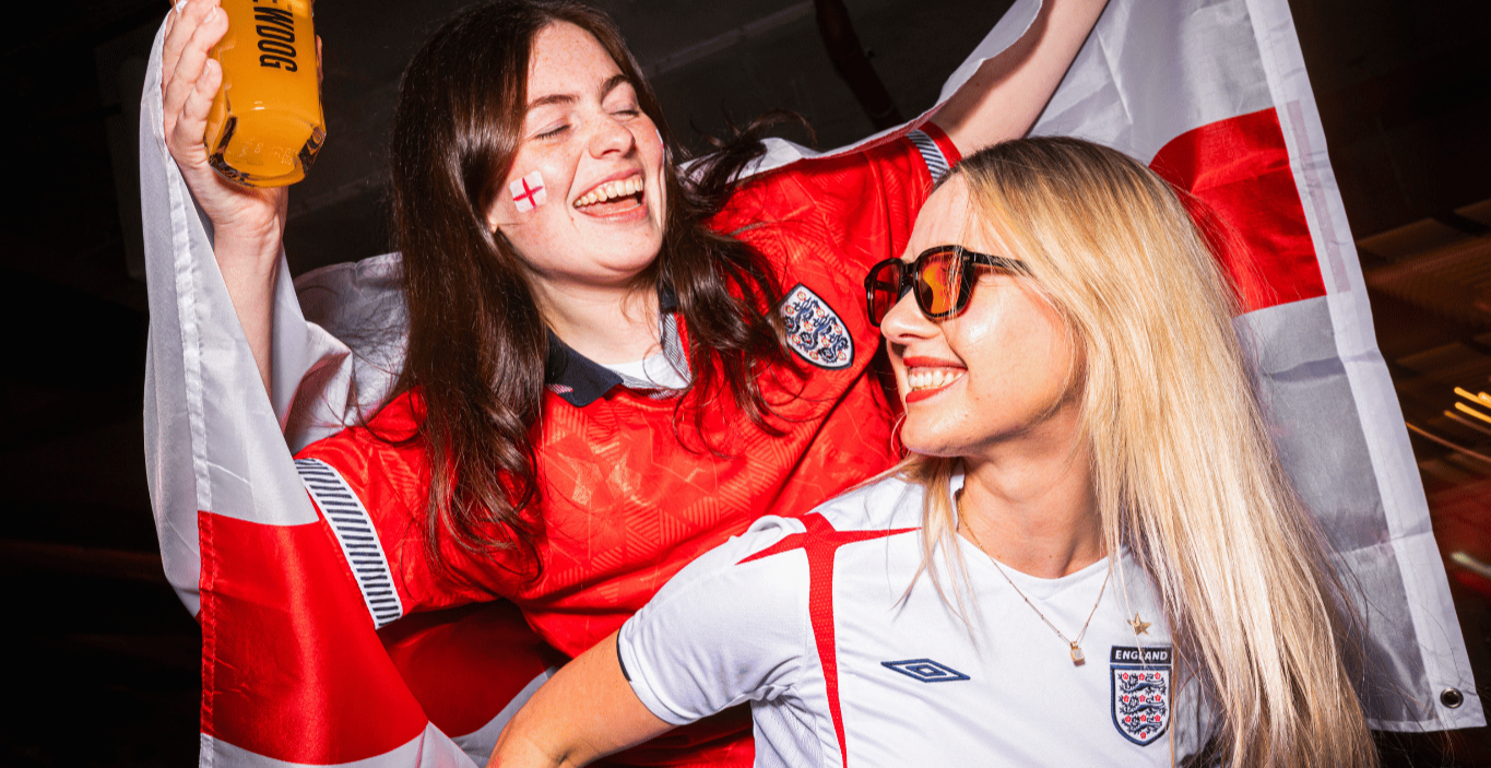 ENGLAND VS PANAMA: FANZONE