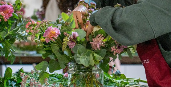 Mindfullness Vase Workshop