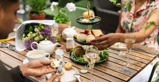 Afternoon Tea and Piano Vocalist