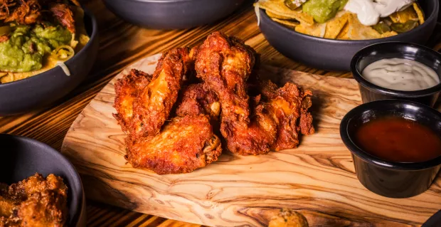Bottomless Wings & Beer!