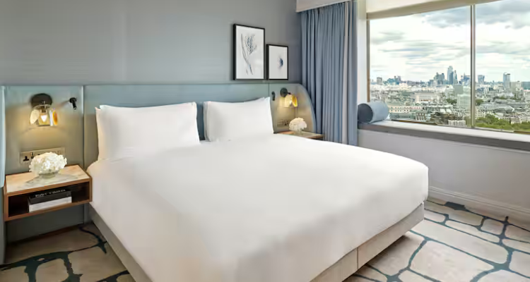 London Hilton On Park Lane's gigantic bed, paired with one of the capital's best views.