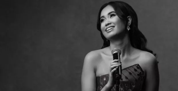 Live at Idalia: Nicholette Chew