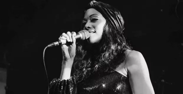 Live at Idalia: Acantha Lang